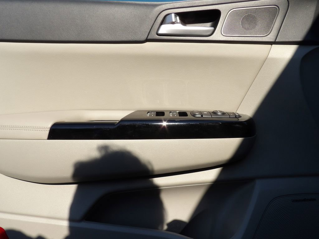 Used 2021 Kia Sportage EX w/ EX Technology Package image 8