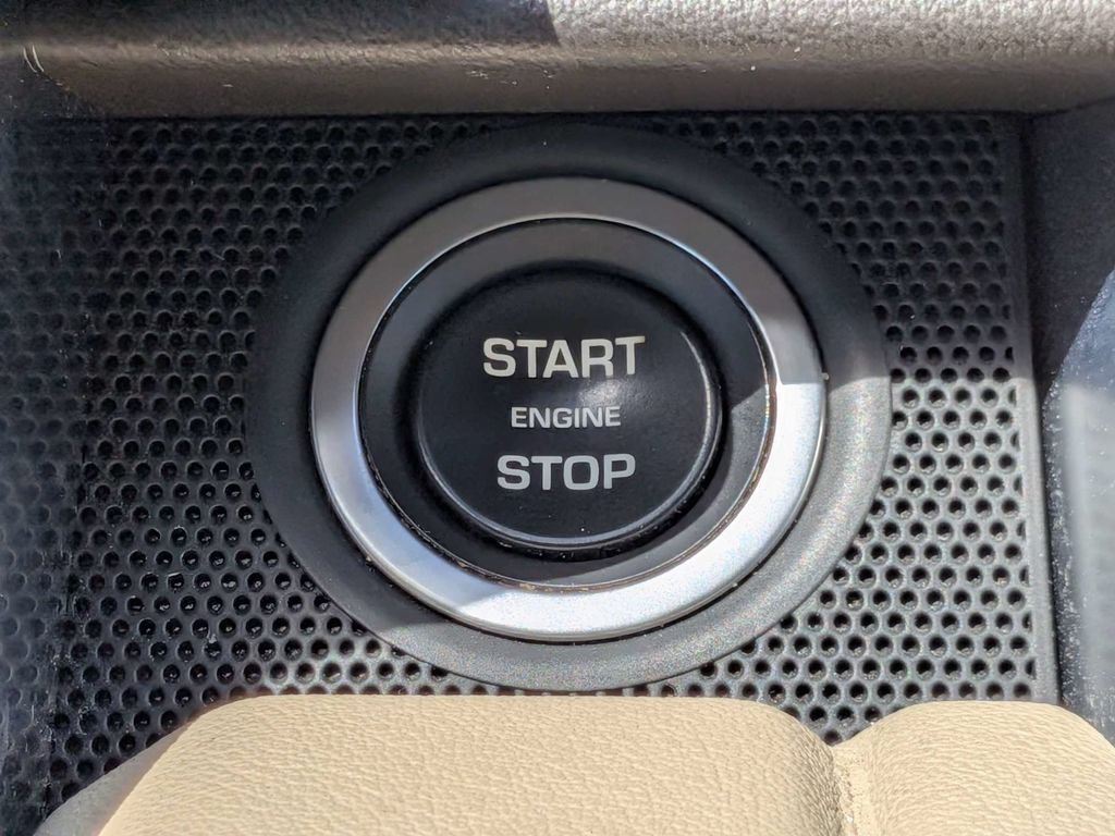 Used 2020 Land Rover Range Rover Sport HSE AWD/4WD image 44