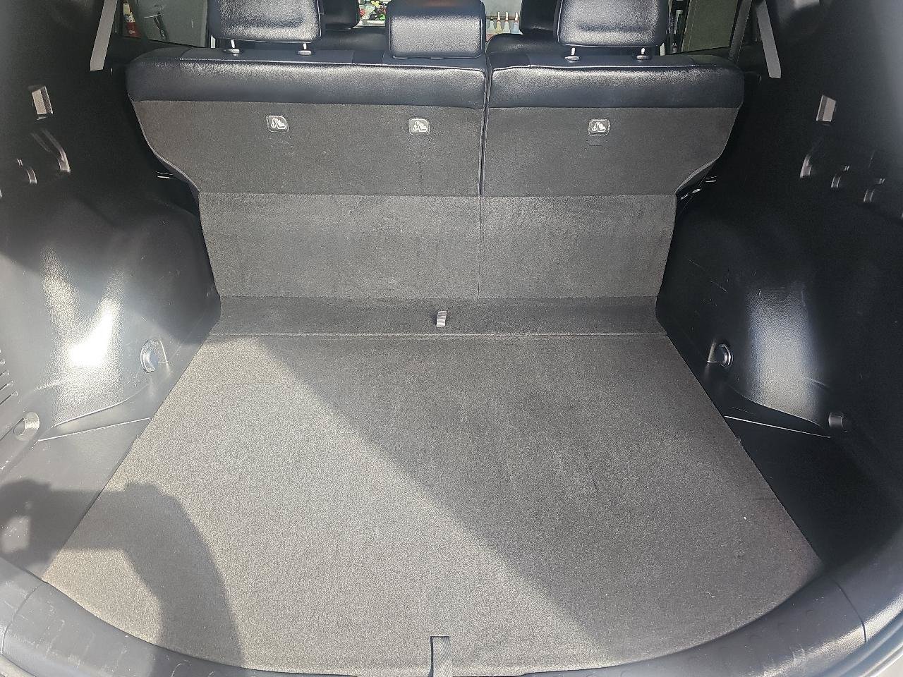 Used 2017 Toyota RAV4 SE AWD/4WD image 24