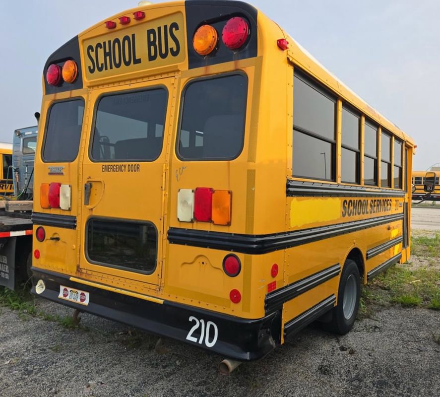 Used 2010 Chevrolet Express 3500 Extended w/ School Bus Package image 3