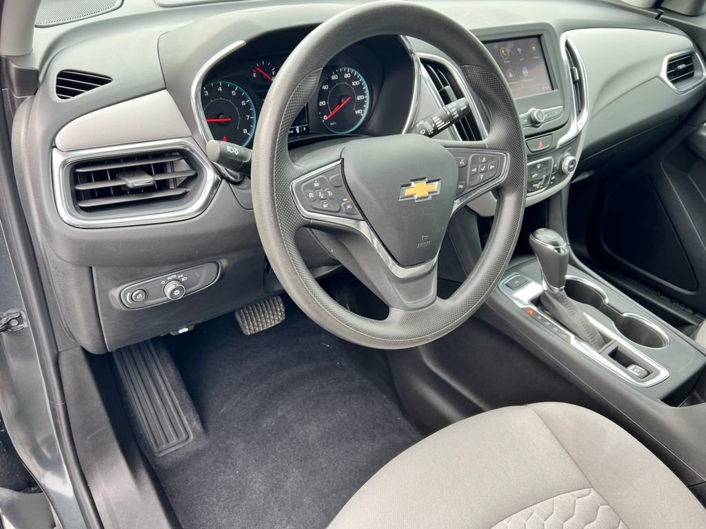 Used 2021 Chevrolet Equinox LS w/ LS Convenience Package image 19