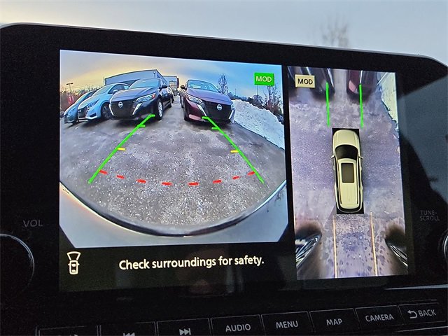 New 2025 Nissan Pathfinder SL image 36