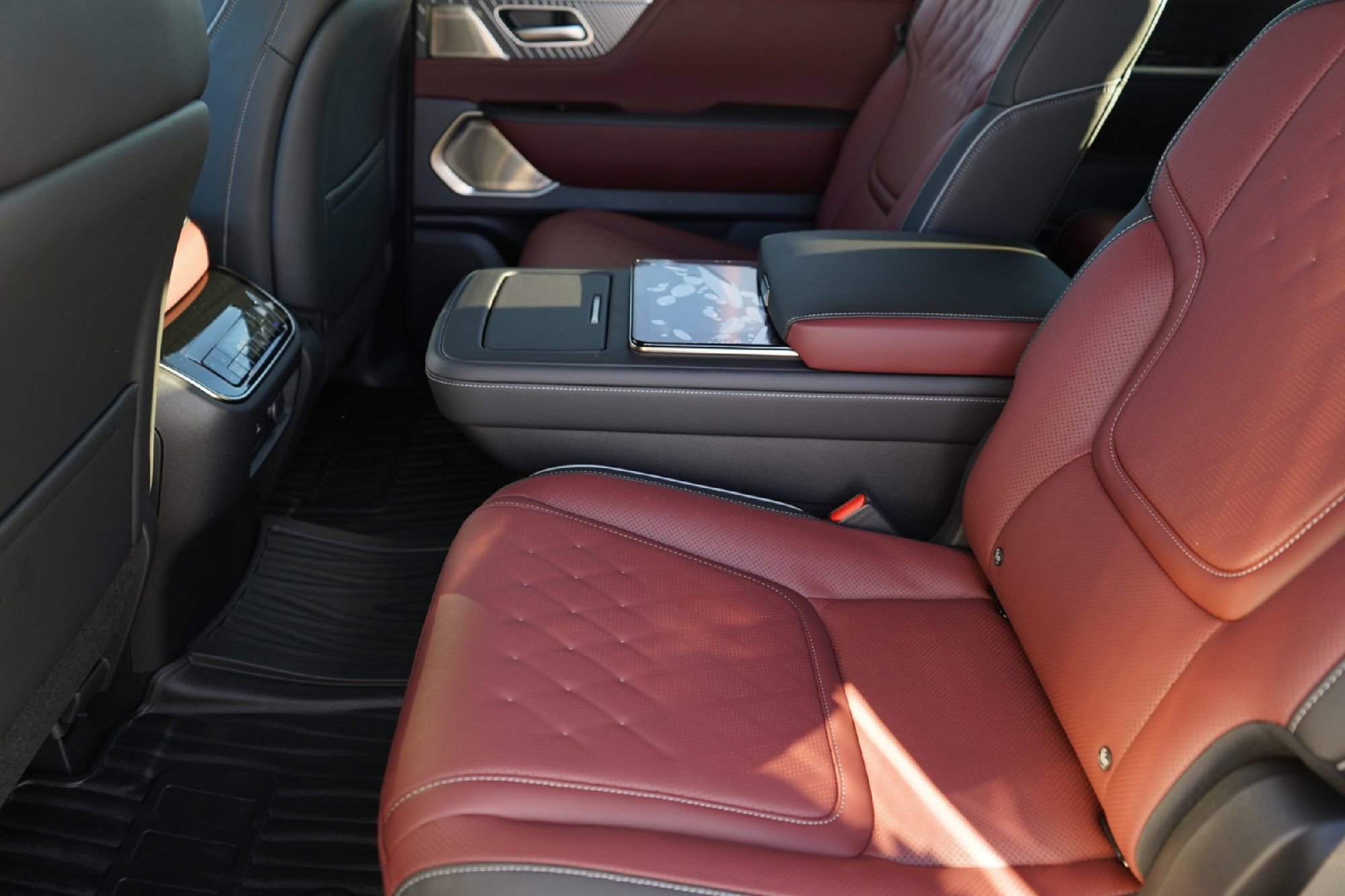 New 2026 INFINITI QX80 Autograph w/ Premium Cargo Package image 24