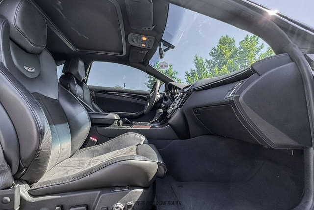 Used 2011 Cadillac CTS V RWD image 34