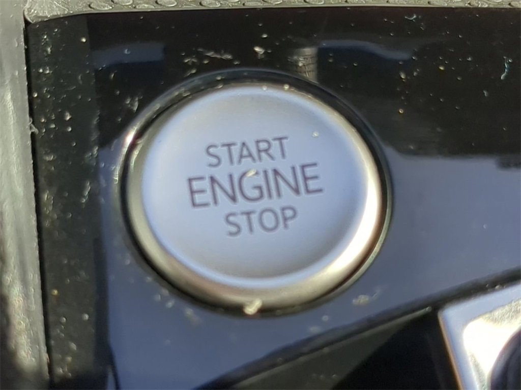 Used 2023 Volkswagen Taos S image 25