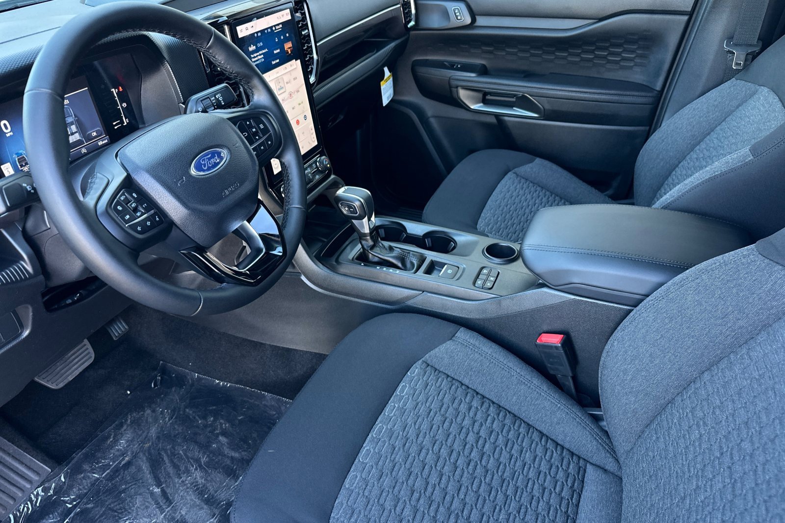 New 2025 Ford Ranger XLT w/ Equipment Group 301A High image 10