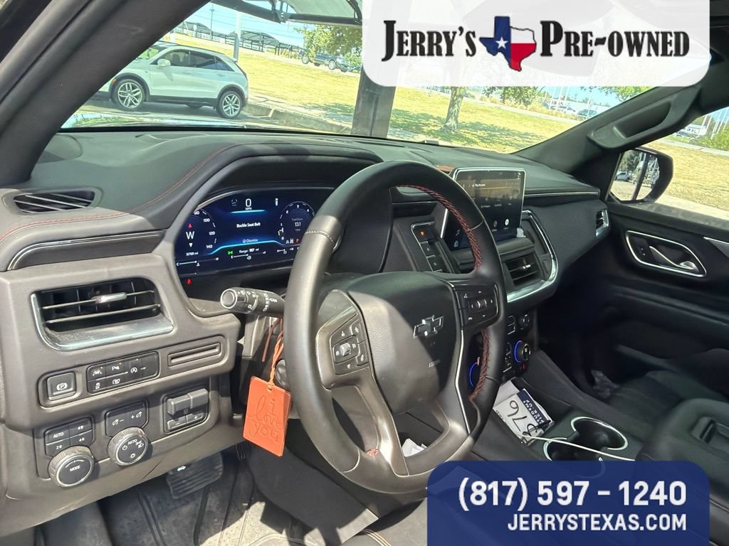 Used 2024 Chevrolet Suburban RST w/ Sport Performance Package AWD/4WD image 8