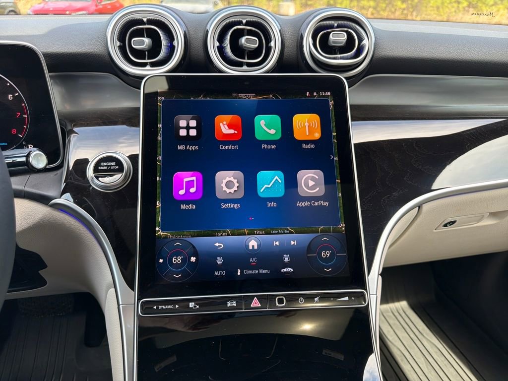 Used 2026 Mercedes-Benz GLC 300 image 6