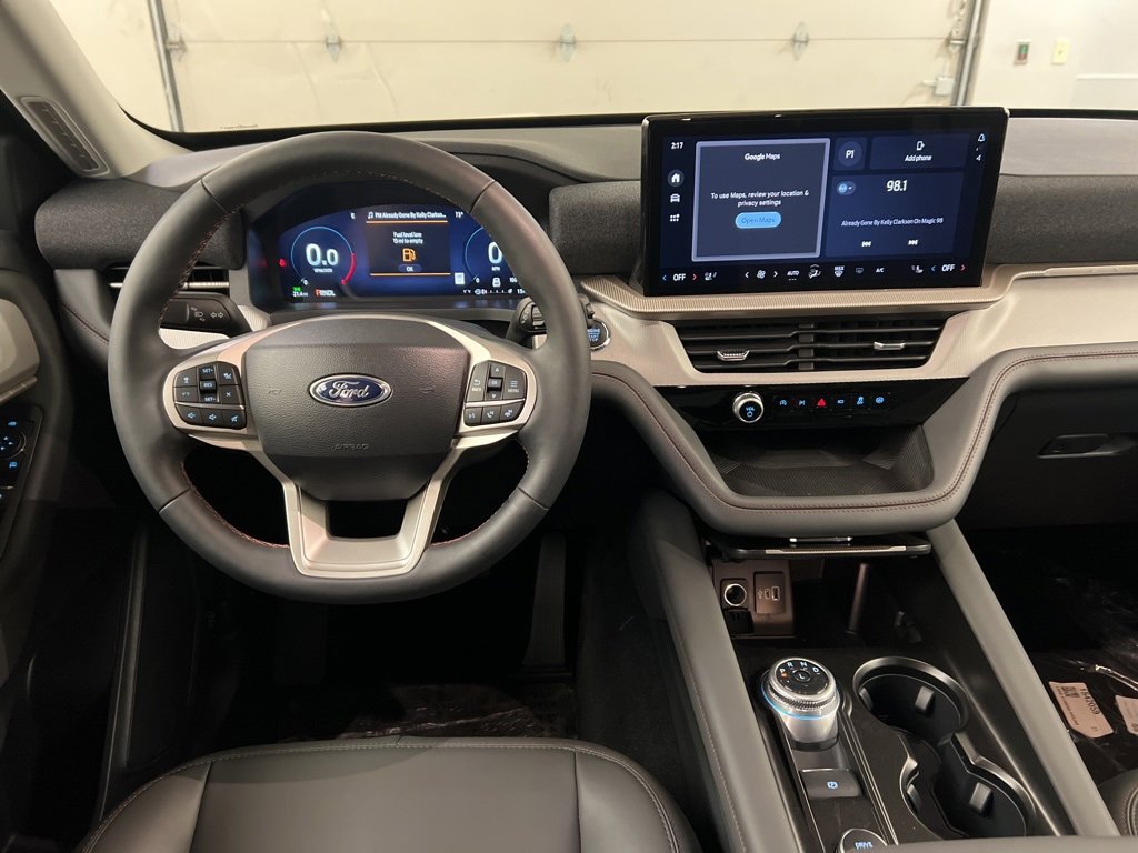 New 2025 Ford Explorer Active w/ Active Comfort Package image 8