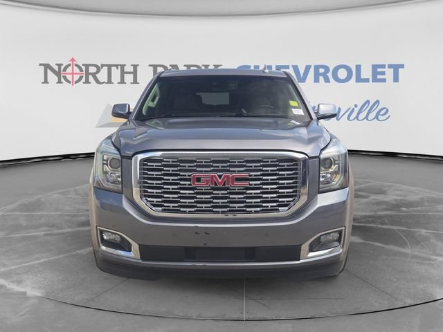 Used 2020 GMC Yukon XL Denali w/ Denali Premium Package AWD/4WD image 8