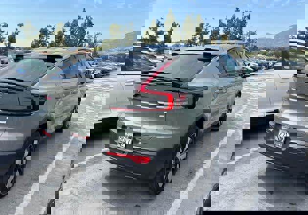 Used 2023 Volvo C40 P8 Recharge Plus AWD/4WD image 2