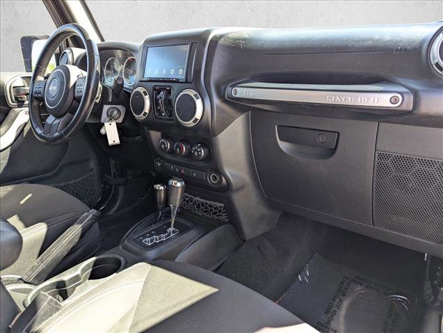 Used 2018 Jeep Wrangler Unlimited Sahara w/ Max Tow Package AWD/4WD image 20