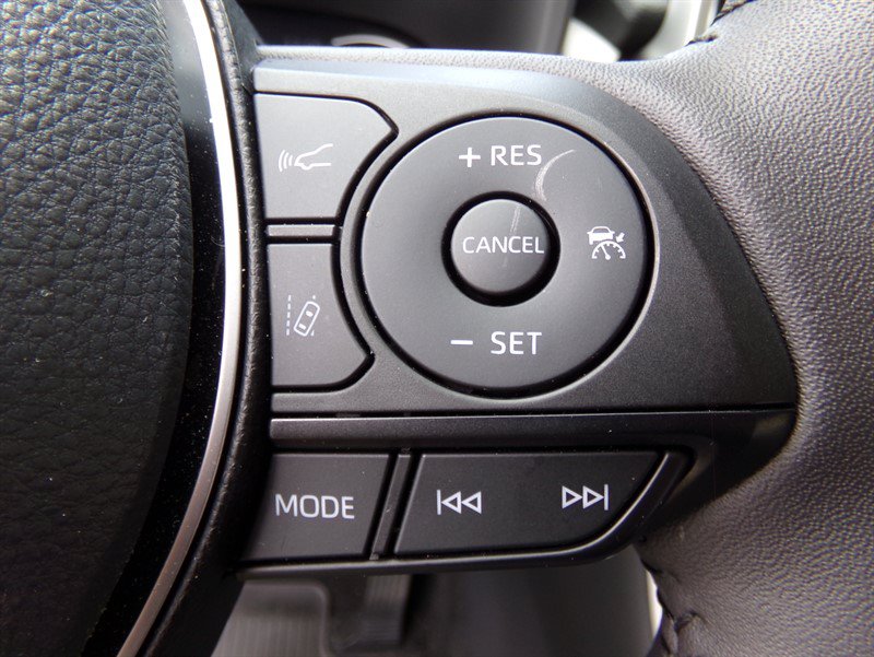 Used 2025 Toyota RAV4 XLE Premium w/ Weather Package FWD image 35
