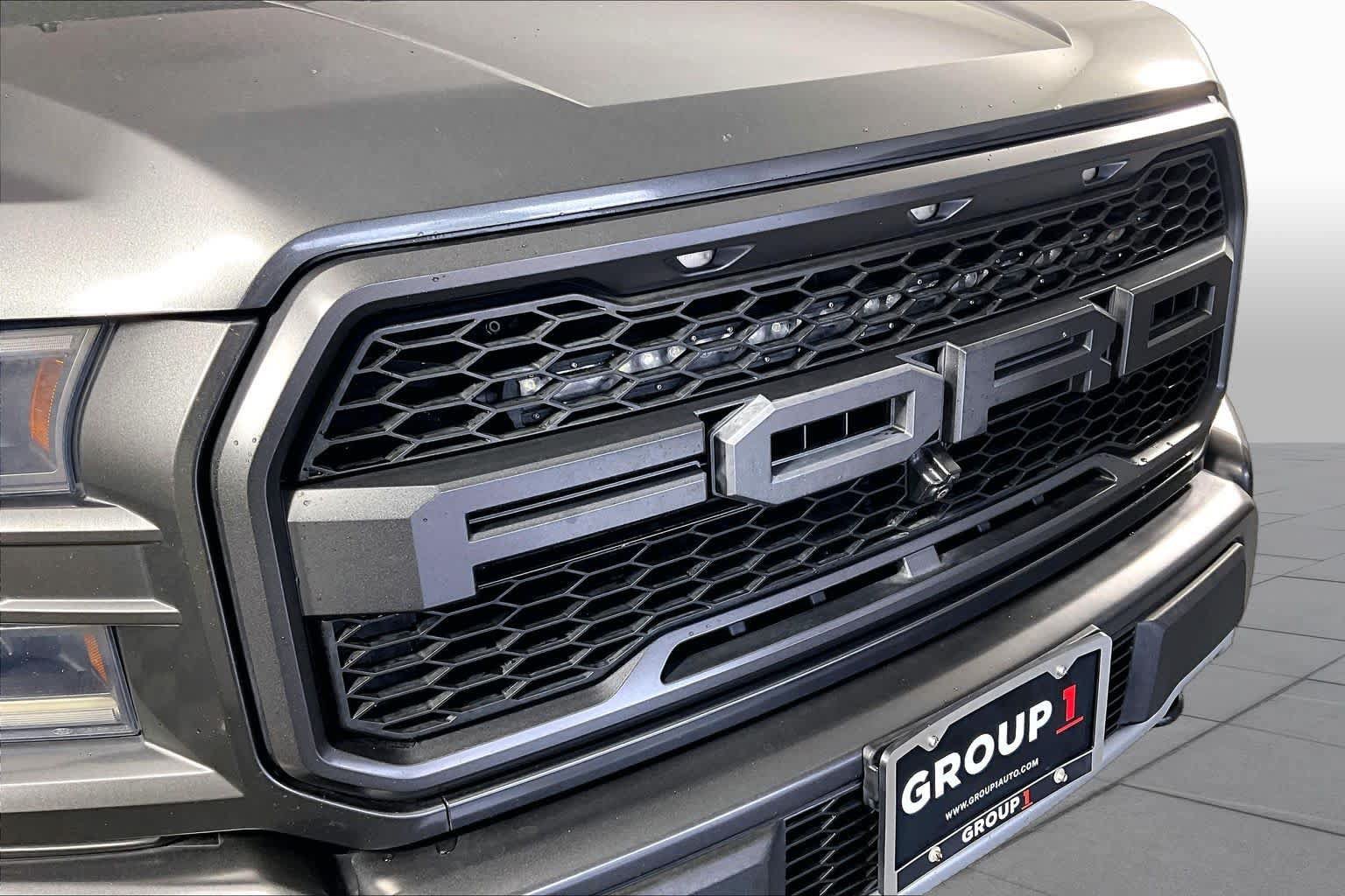Used 2019 Ford F150 Raptor w/ Equipment Group 802A Luxury AWD/4WD image 29