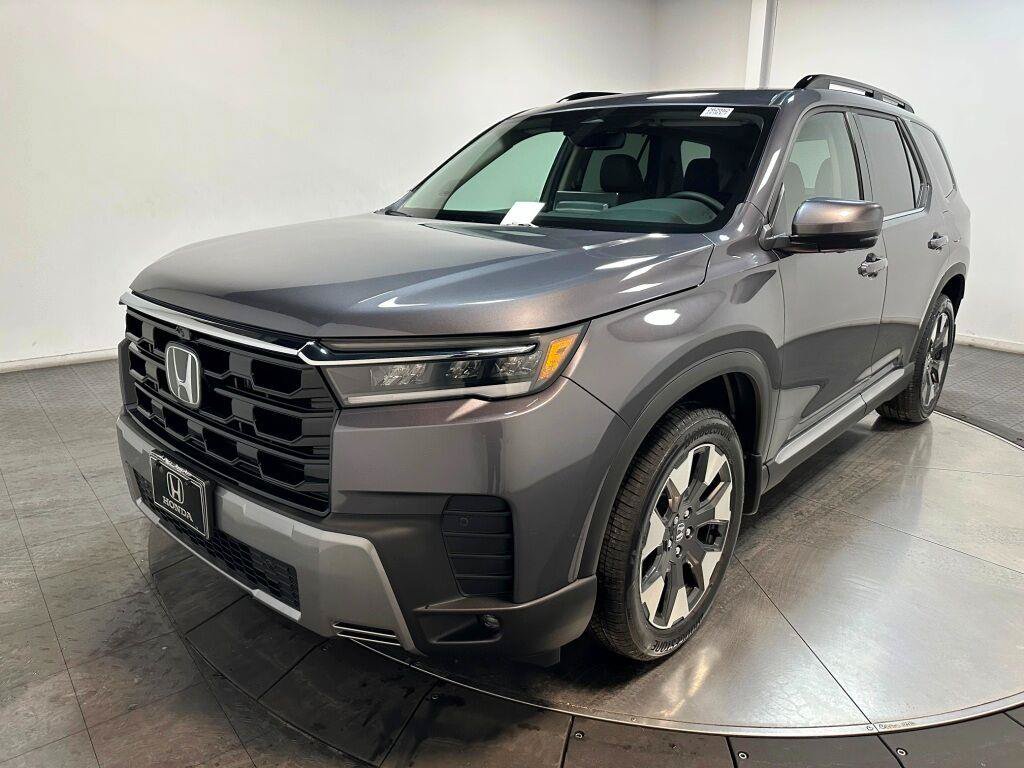 New 2026 Honda Pilot Touring image 4