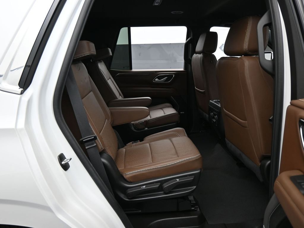 Used 2024 Chevrolet Tahoe High Country image 41