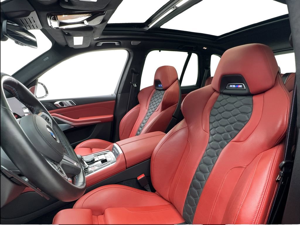 Used 2025 BMW X5 M Competition w/ Executive Package image 21