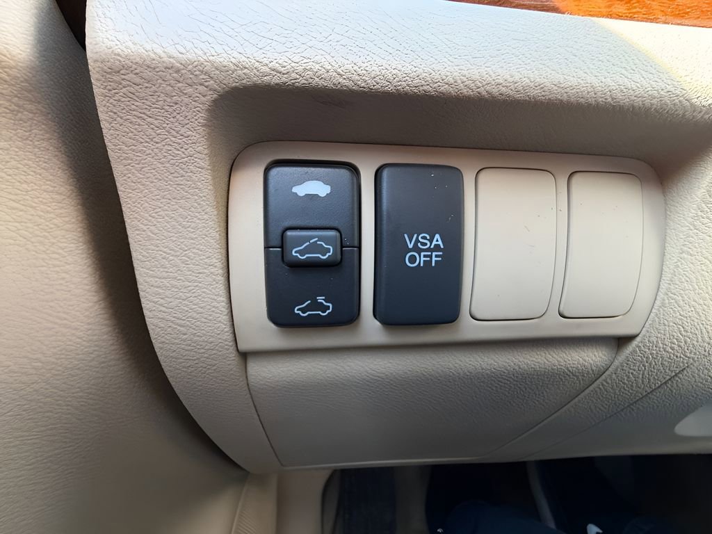 Used 2008 Acura TSX w/ Navigation FWD image 22
