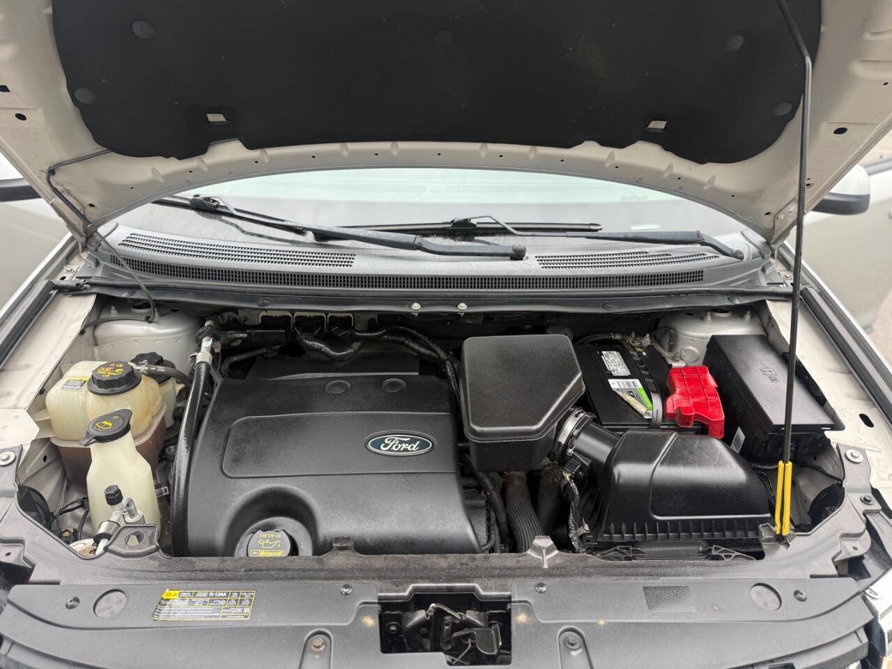 Used 2013 Ford Edge SEL FWD image 12