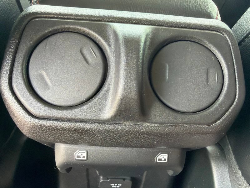 Used 2020 Jeep Wrangler Unlimited Rubicon w/ LED Lighting Group AWD/4WD image 15