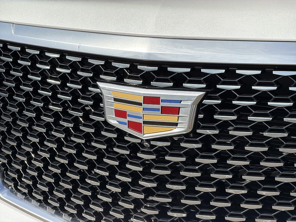 Used 2022 Cadillac Escalade Premium Luxury AWD/4WD image 25
