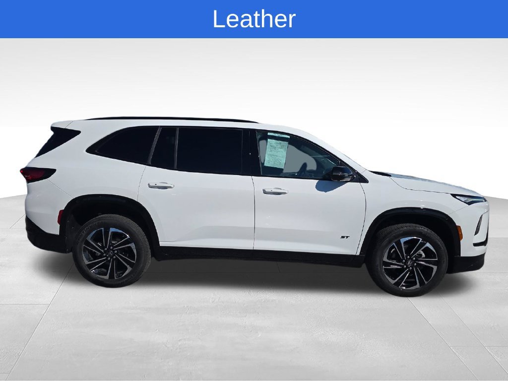 Used 2026 Buick Enclave Sport Touring FWD image 7