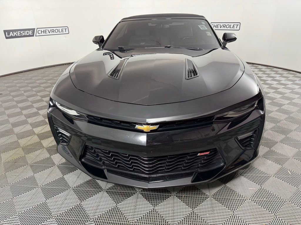 Used 2018 Chevrolet Camaro SS image 9