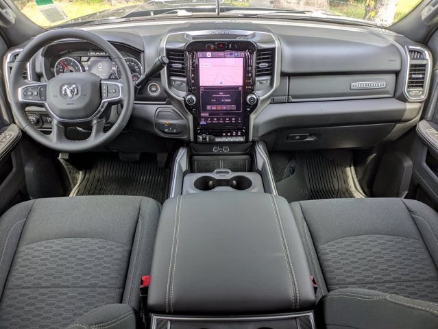 New 2026 RAM 3500 Big Horn AWD/4WD image 15