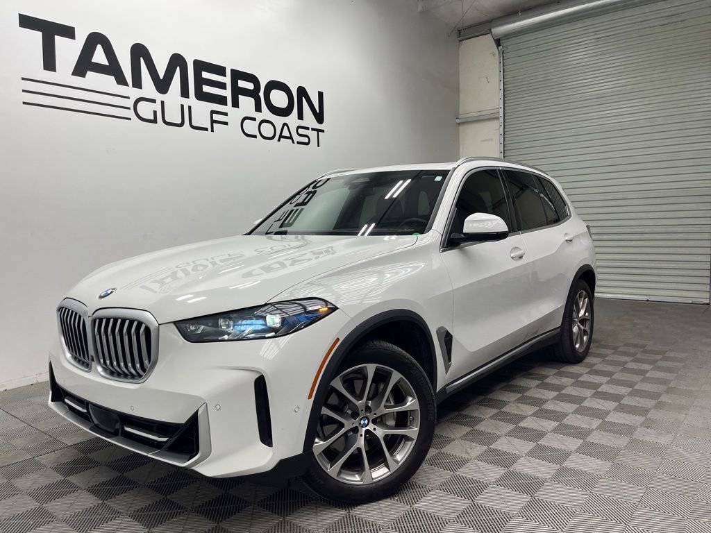 Used 2024 BMW X5 sDrive40i w/ Premium Package image 2