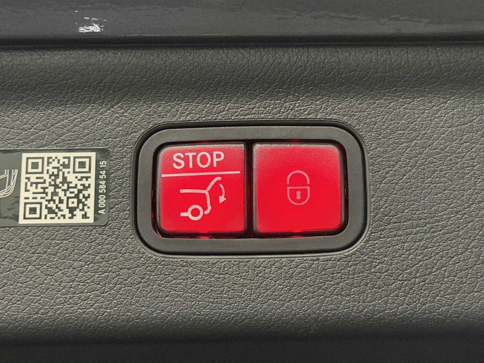 Used 2025 Mercedes-Benz EQE 350+ SUV image 16