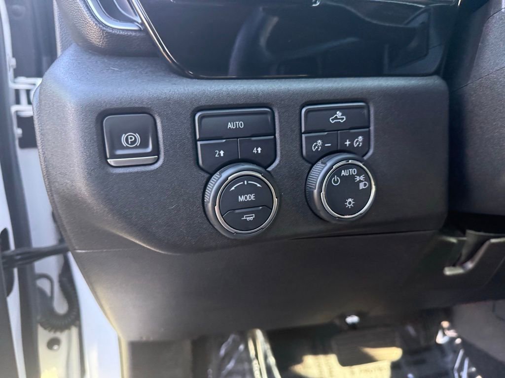 Used 2023 Chevrolet Silverado 1500 LT image 26