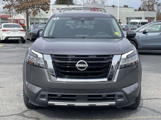 Used 2023 Nissan Pathfinder Platinum w/ Cargo Package image 9