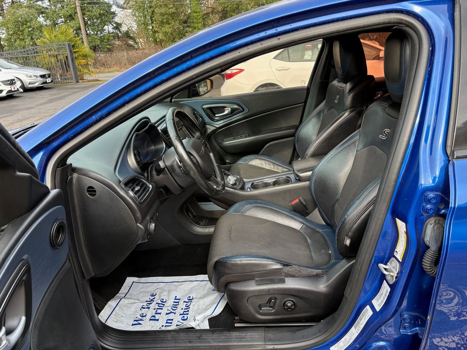 Used 2015 Chrysler 200 S image 9