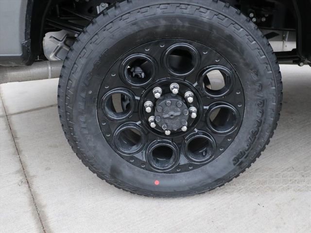 New 2026 Ford F250 Lariat w/ Black Appearance Package image 7