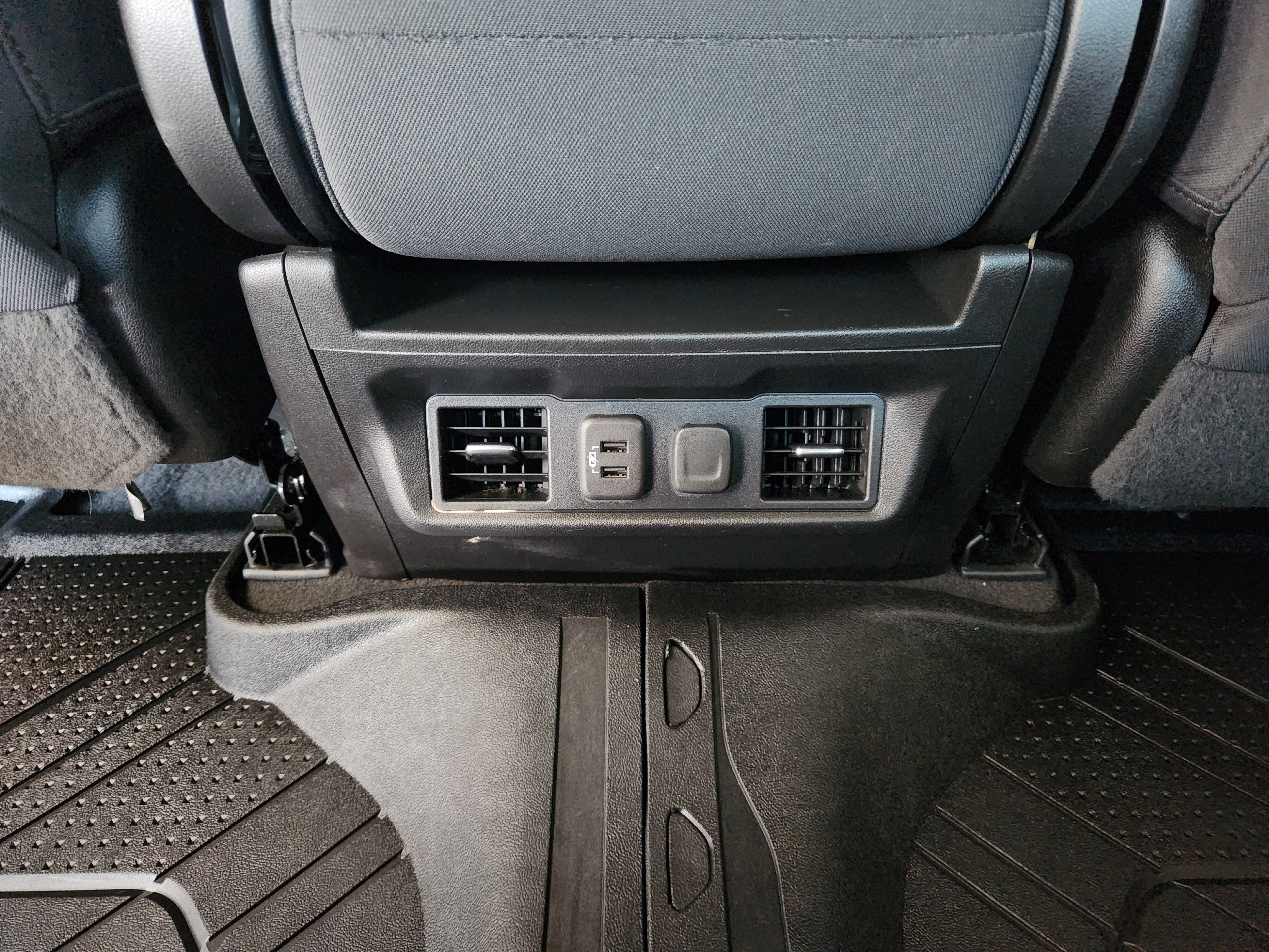 Used 2021 Chevrolet Silverado 1500 LT w/ LPO, Liner Protection Package image 31