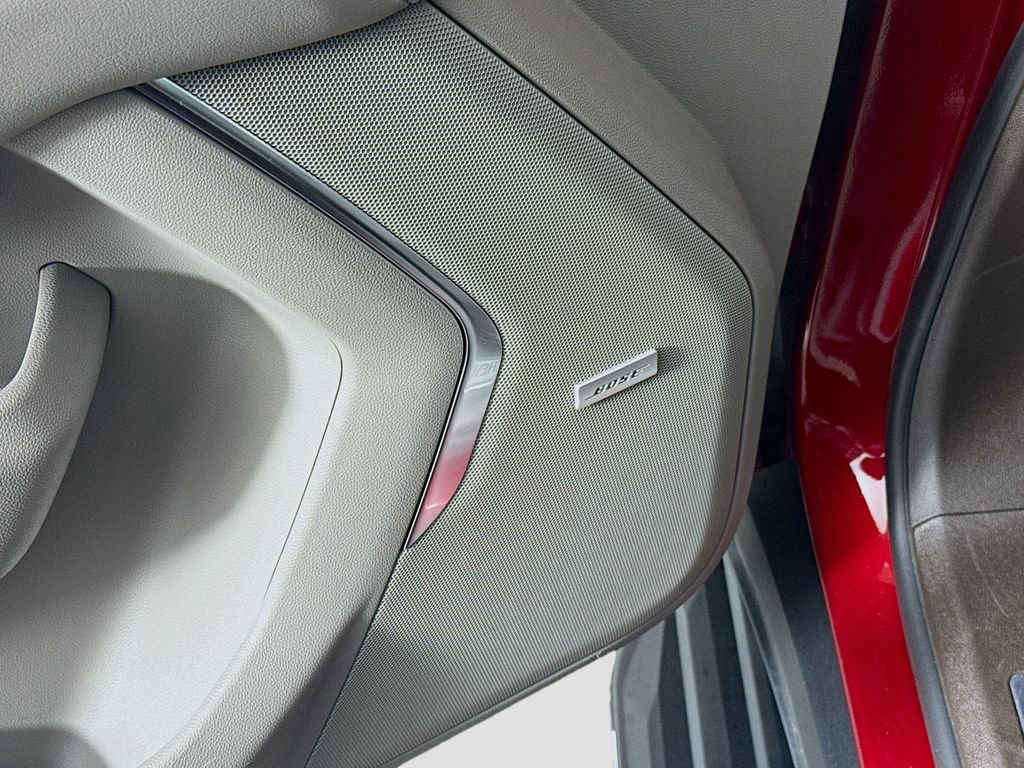 Used 2024 Chevrolet Tahoe LT w/ LT Signature Plus Package image 13