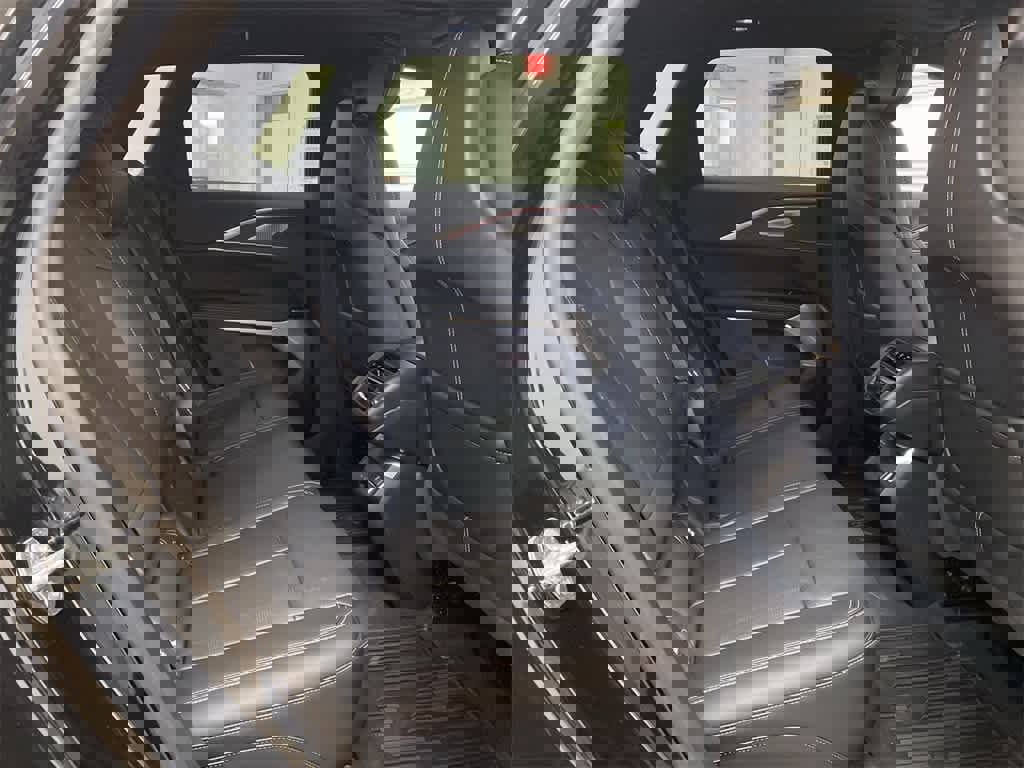 Certified 2024 Cadillac Lyriq Luxury image 18