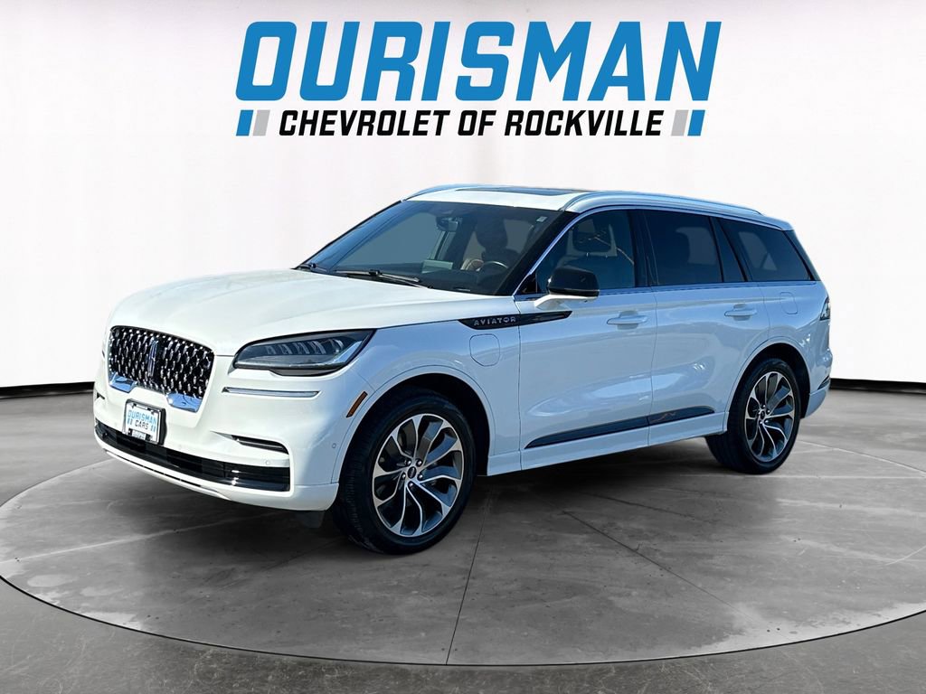 Used 2023 Lincoln Aviator Grand Touring w/ Elements Package Plus image 2
