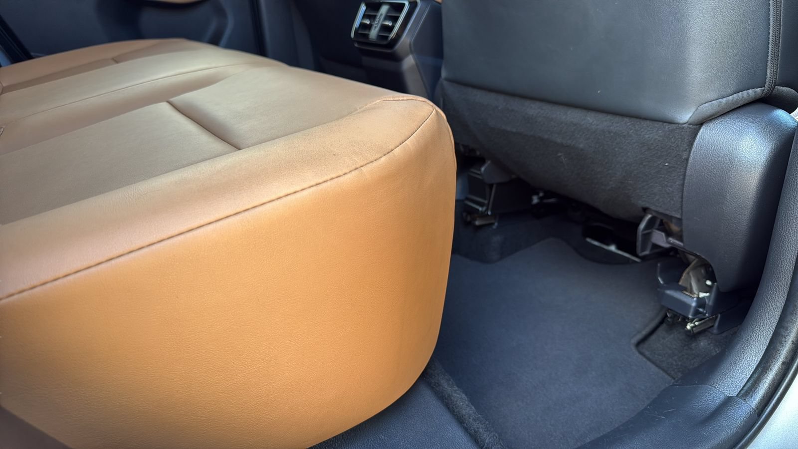 Used 2022 Lexus NX 250 FWD w/ Towing Package (2000 Lbs) image 26