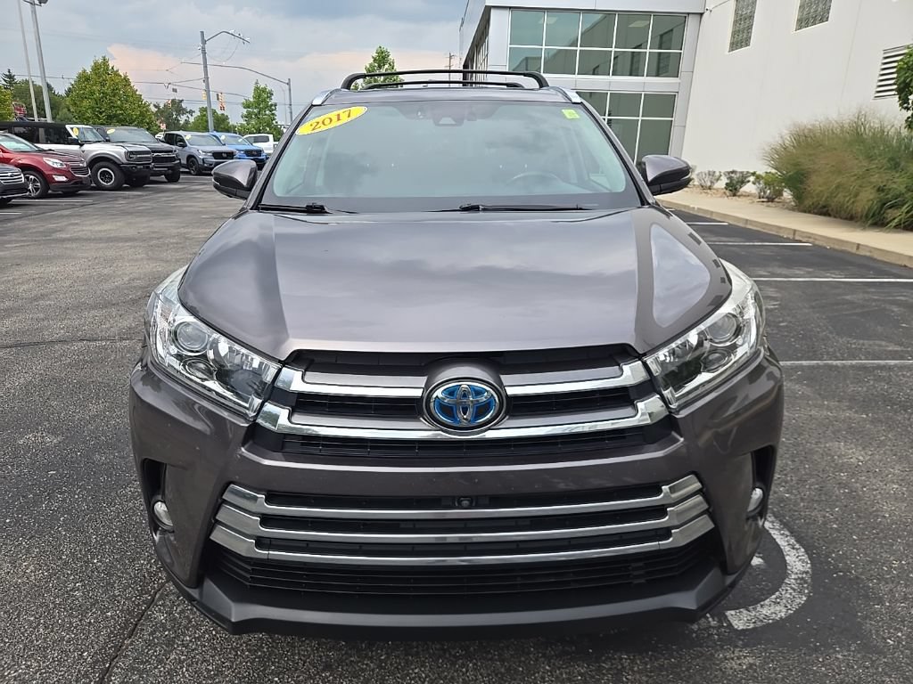Used 2017 Toyota Highlander Limited Platinum AWD/4WD image 3