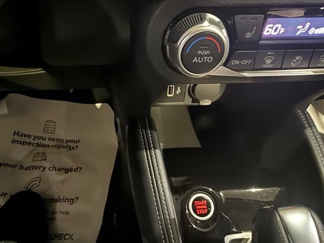 Certified 2020 Nissan Kicks SR w/ SR Premium Package FWD image 20
