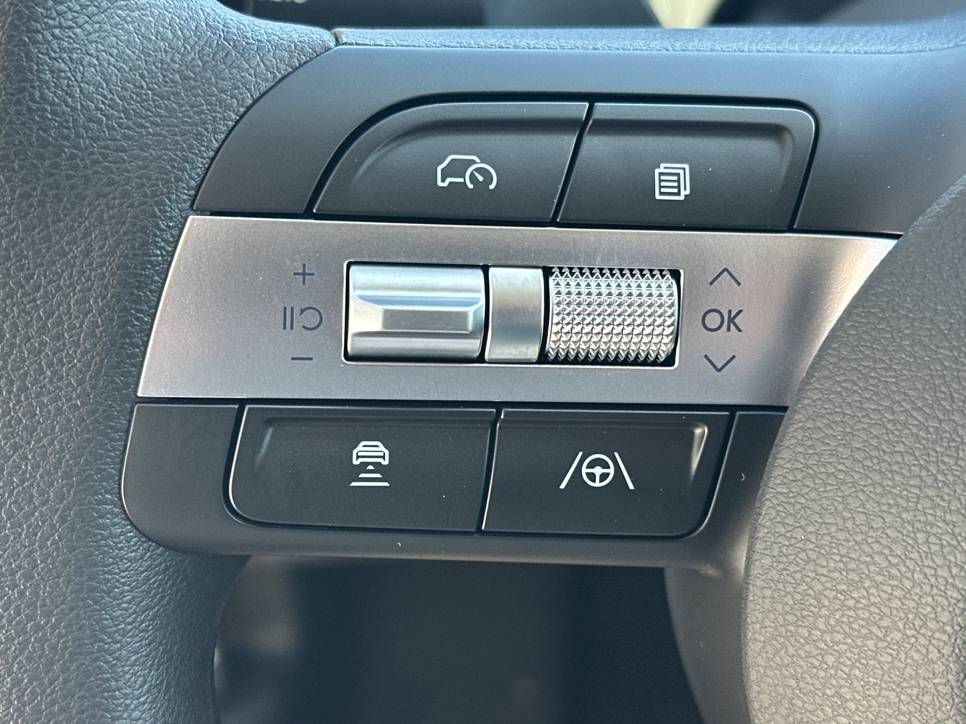 New 2026 Hyundai Tucson SEL FWD image 20