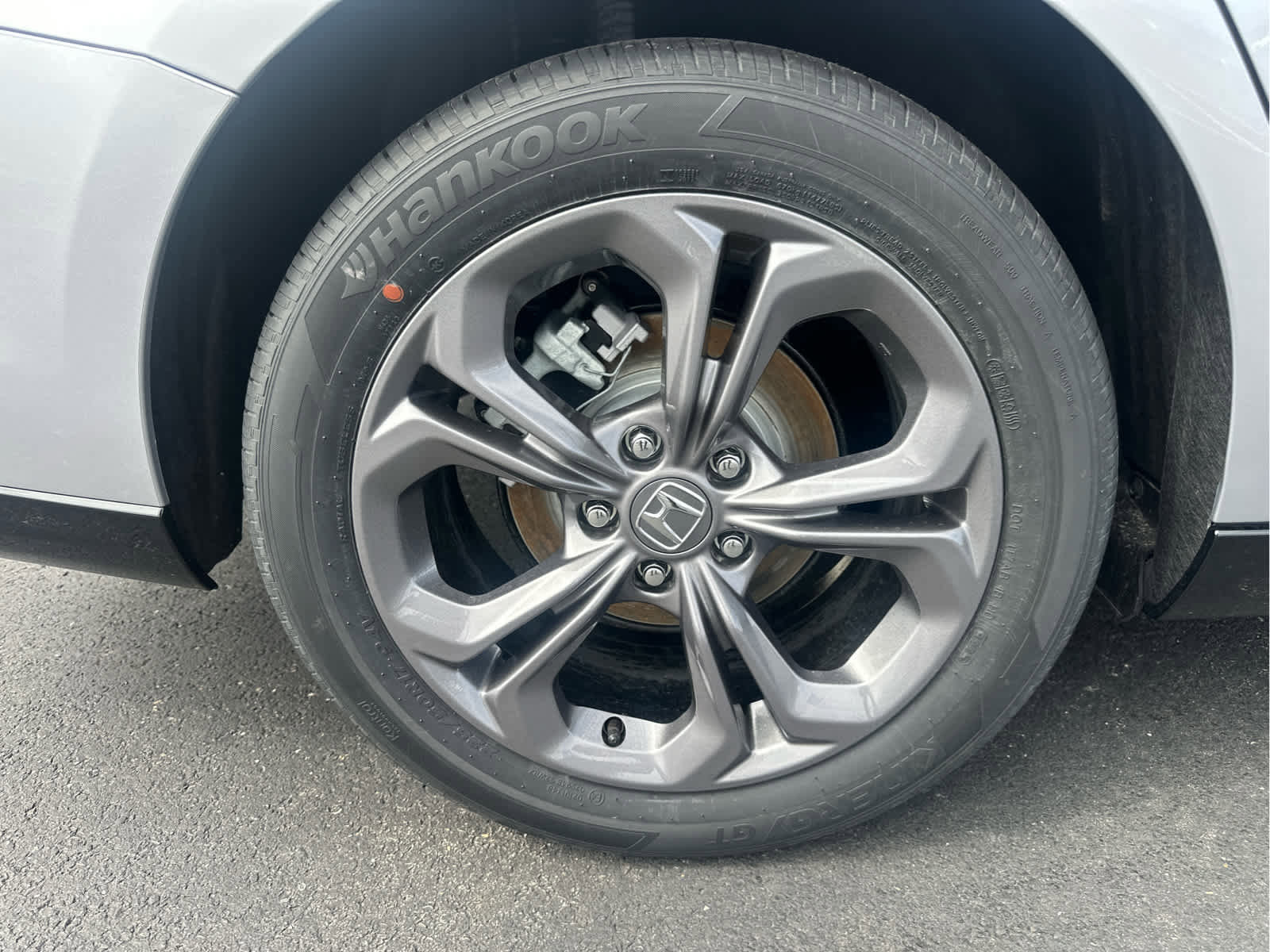 New 2026 Honda Accord EX-L image 9
