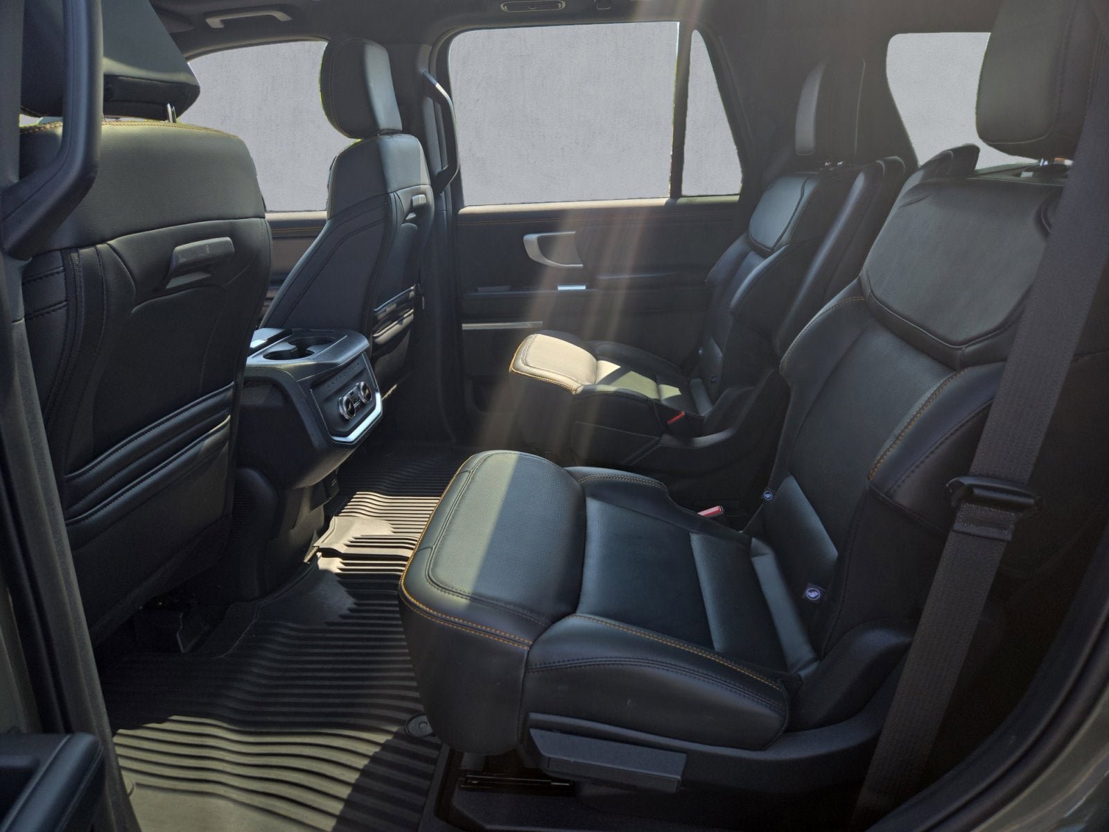 Certified 2025 Ford Expedition Tremor AWD/4WD image 23