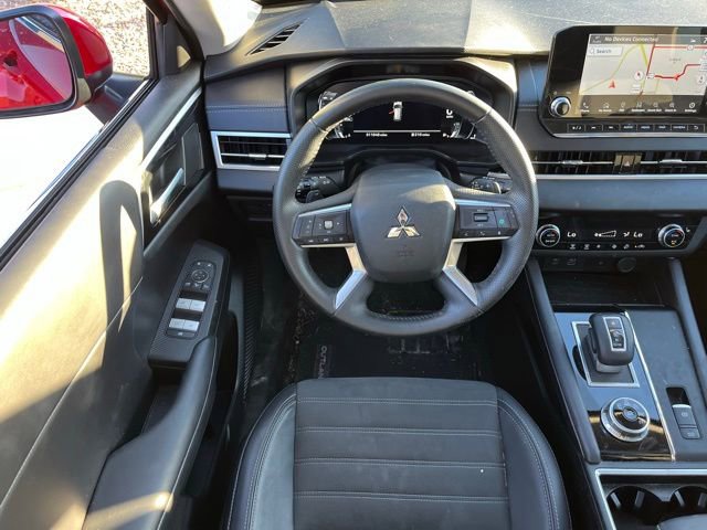 Used 2024 Mitsubishi Outlander SE image 10