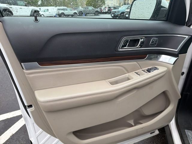 Used 2018 Ford Explorer Limited w/ Equipment Group 301A image 14