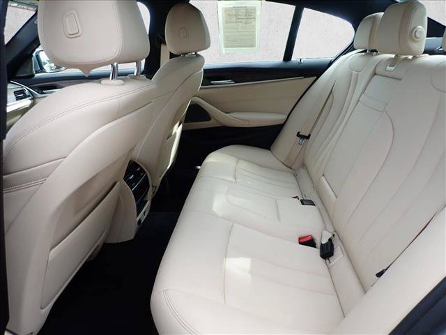 Used 2019 BMW 530e xDrive AWD/4WD image 8