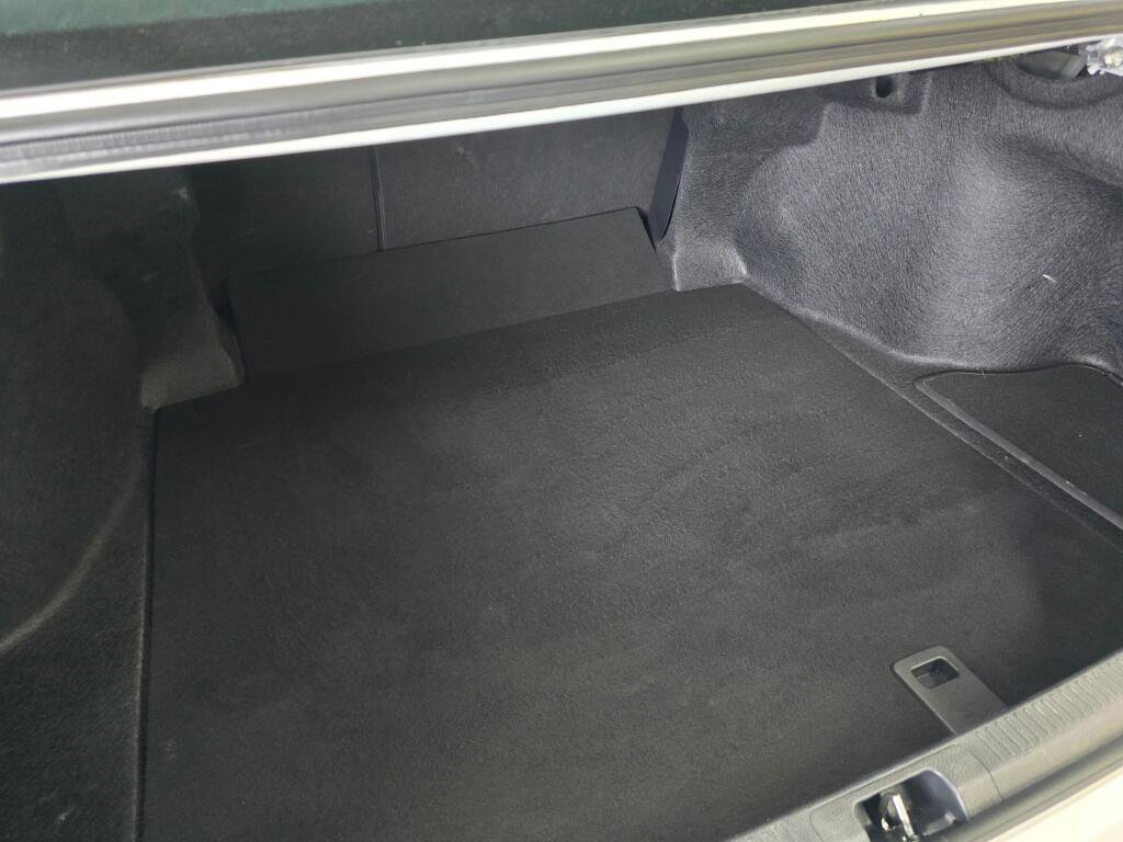 Used 2025 Toyota Camry LE FWD image 15