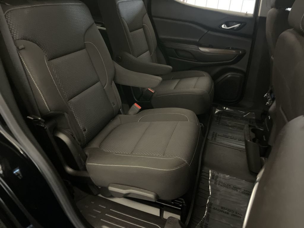 Used 2023 GMC Acadia SLE w/ Elevation Edition FWD image 20
