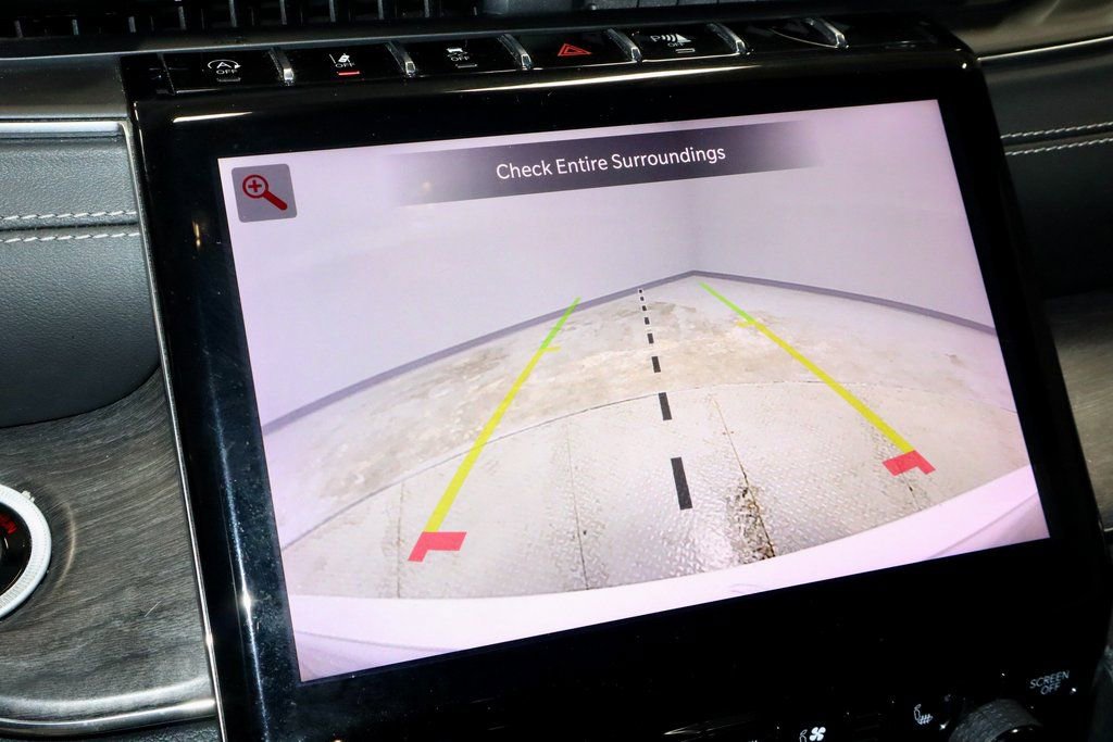 Used 2023 Jeep Grand Cherokee Overland image 2